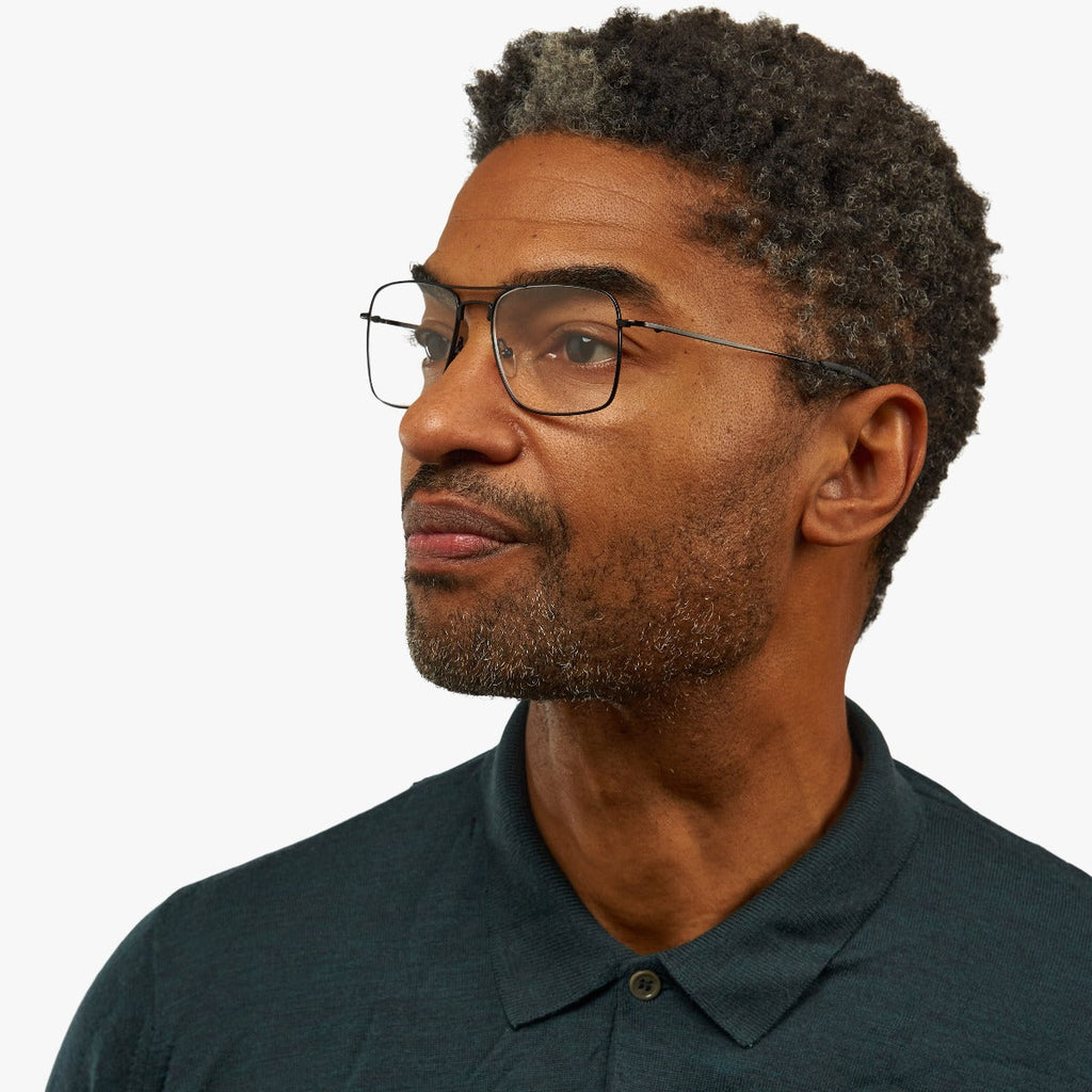 mens lidkoping black reading glasses - www.luxreaderssweden.com