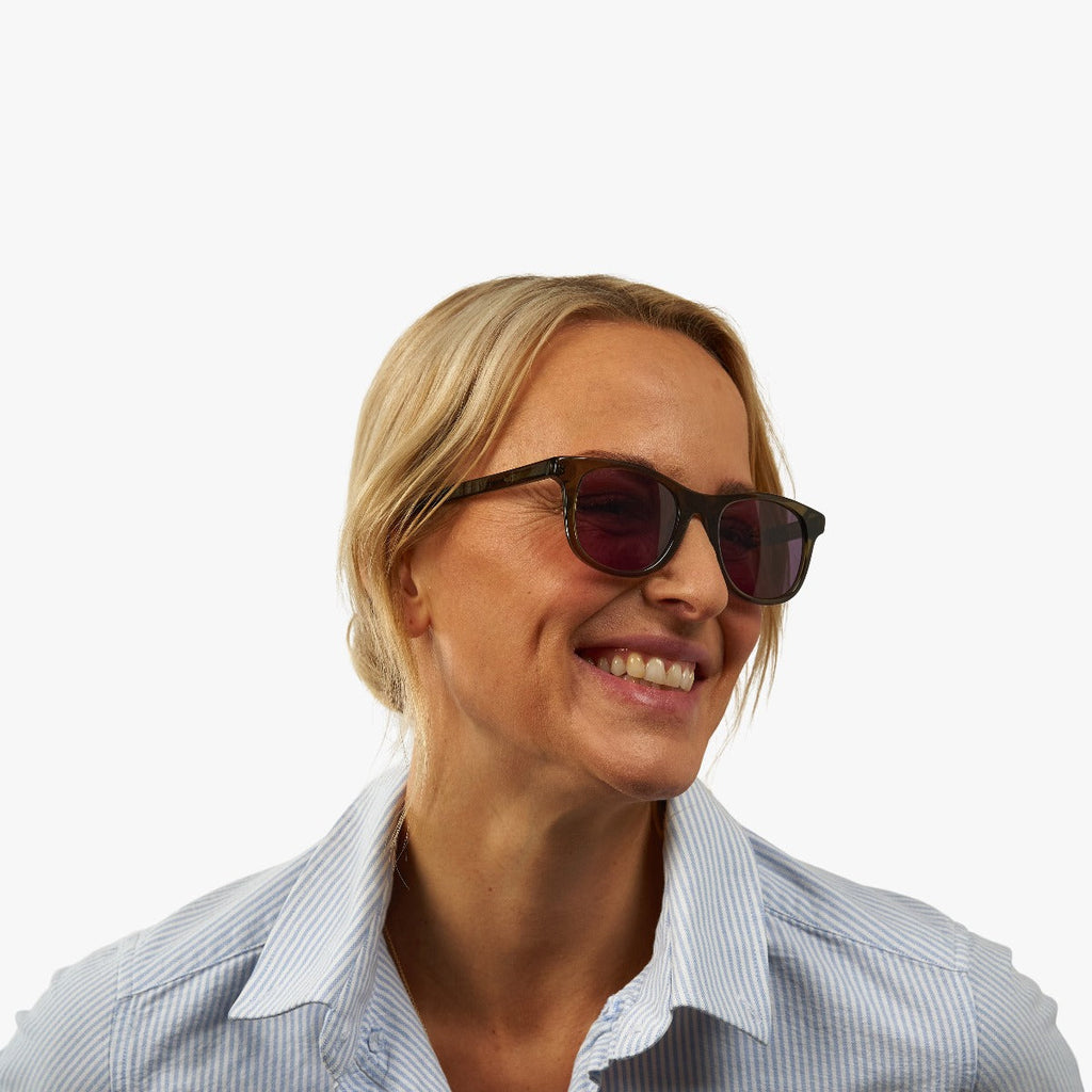 malmo shiny olive sunglasses - www.luxreaderssweden.com