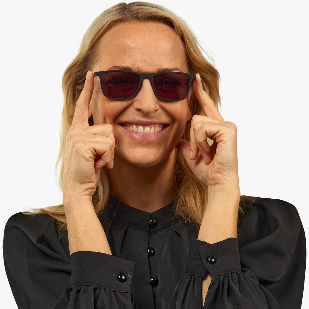 womens kobenhavn black sunglasses - www.luxreaderssweden.com