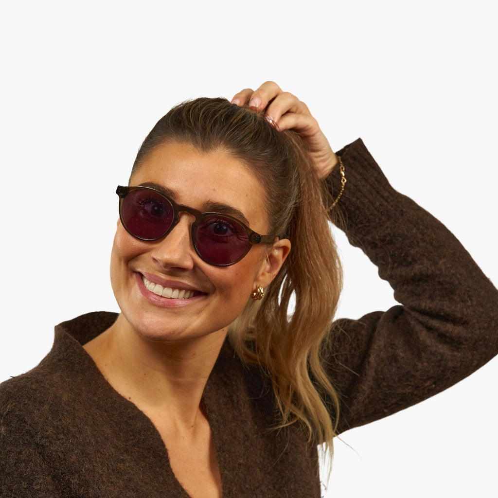 womens trondheim shiny olive sunglasses - www.luxreaderssweden.com