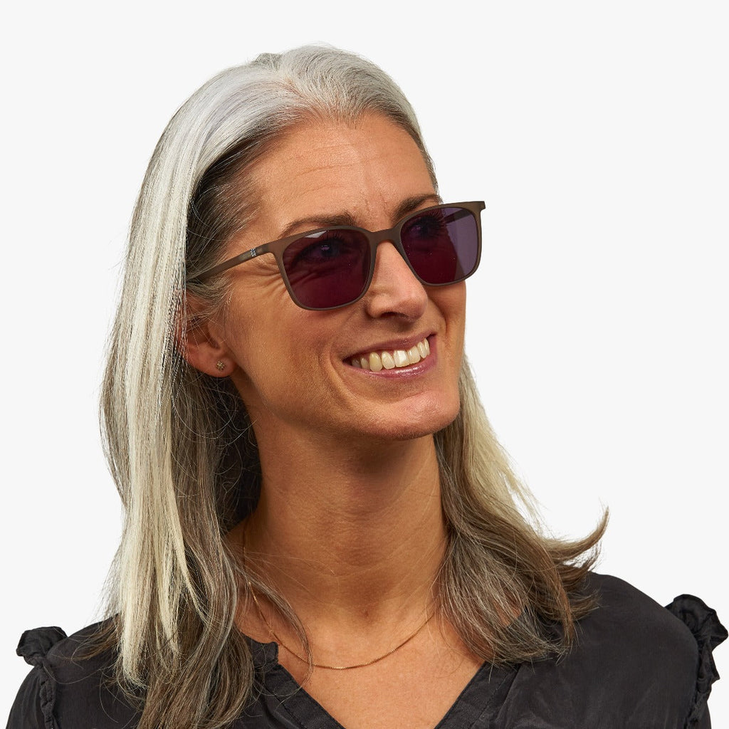 womens fyn grey sunglasses - www.luxreaderssweden.com