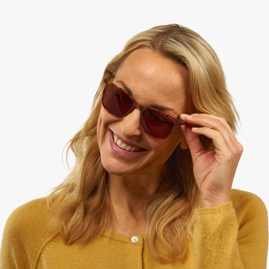 womens fyn turtle sunglasses - www.luxreaderssweden.com