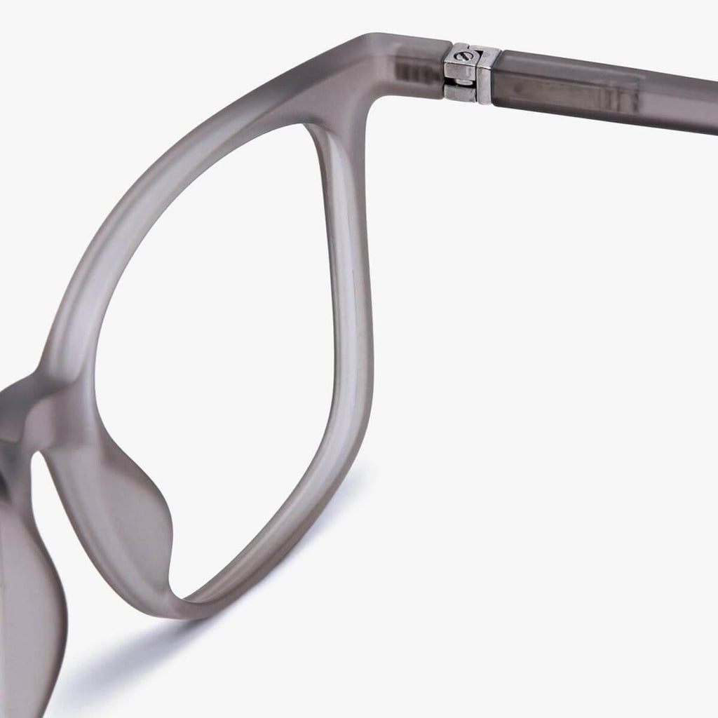 fyn grey blue light glasses - www.luxreaderssweden.com